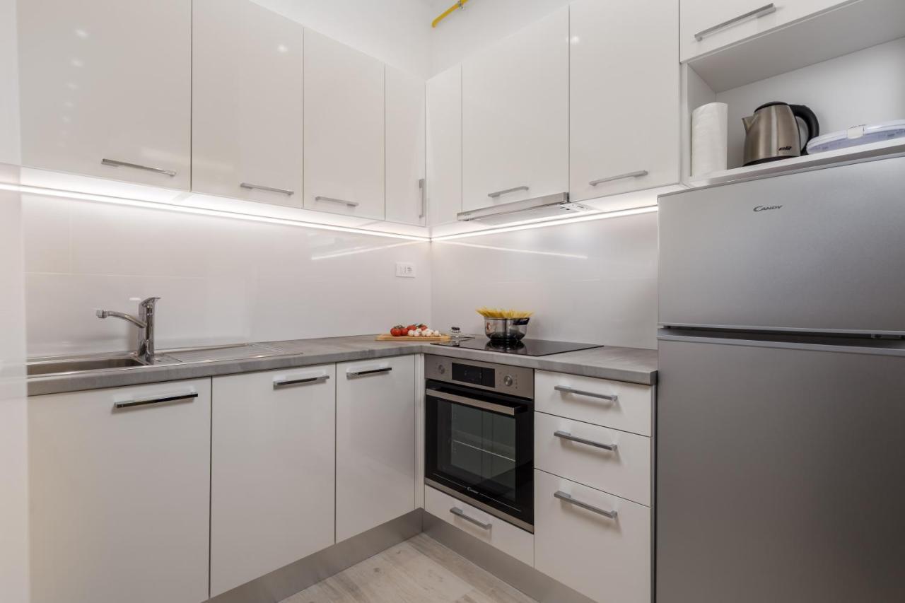 Lux Apartments 리예카 외부 사진