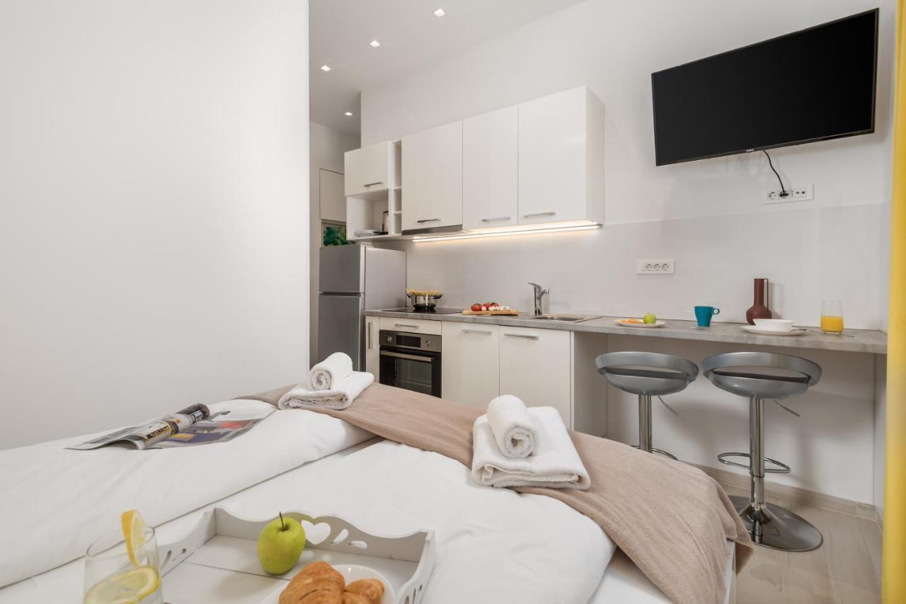 Lux Apartments 리예카 외부 사진