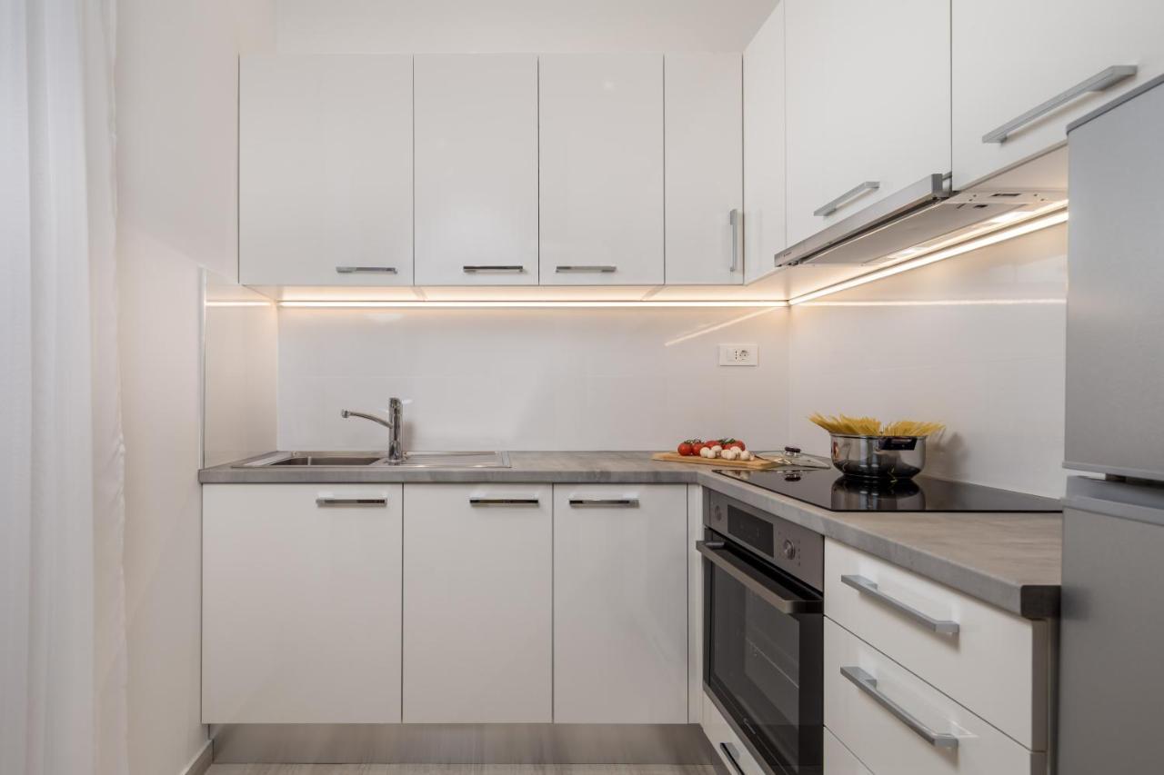 Lux Apartments 리예카 외부 사진